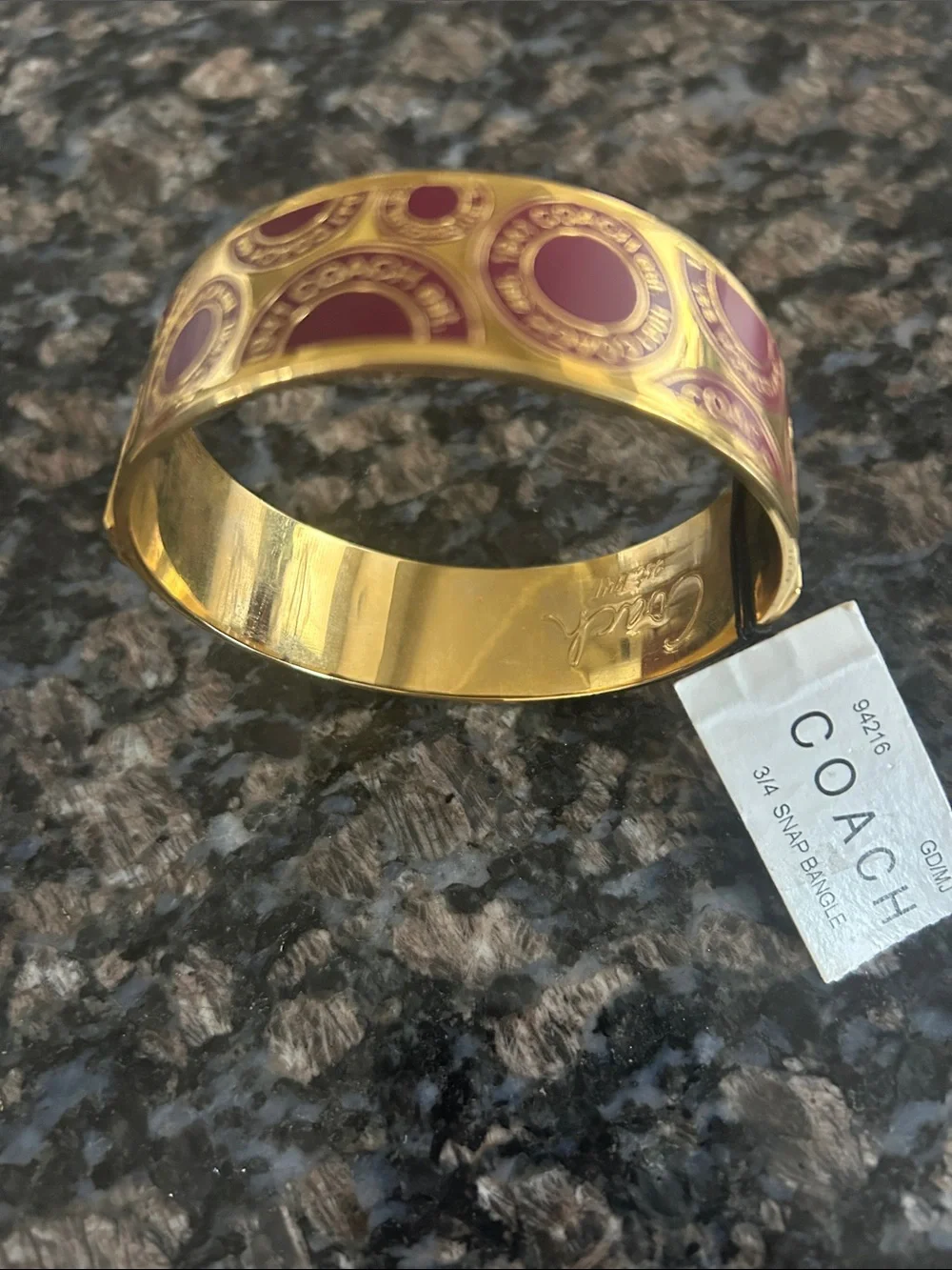 COACH 3/4 SNAP BANGLE BRACELET MAROON & BLACKNWT